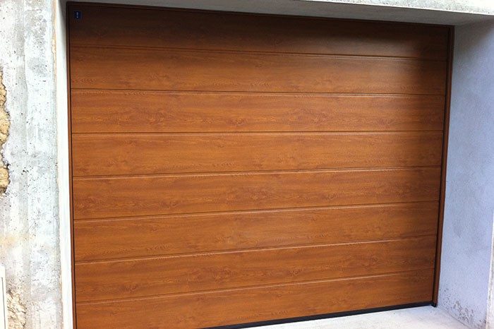 porte automatique PVC aspect bois